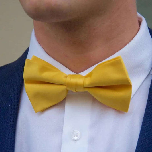 YOUTH ROBE's Pre-Tied Tuxedo Bow Tie (Yellow) - YOUTH ROBE