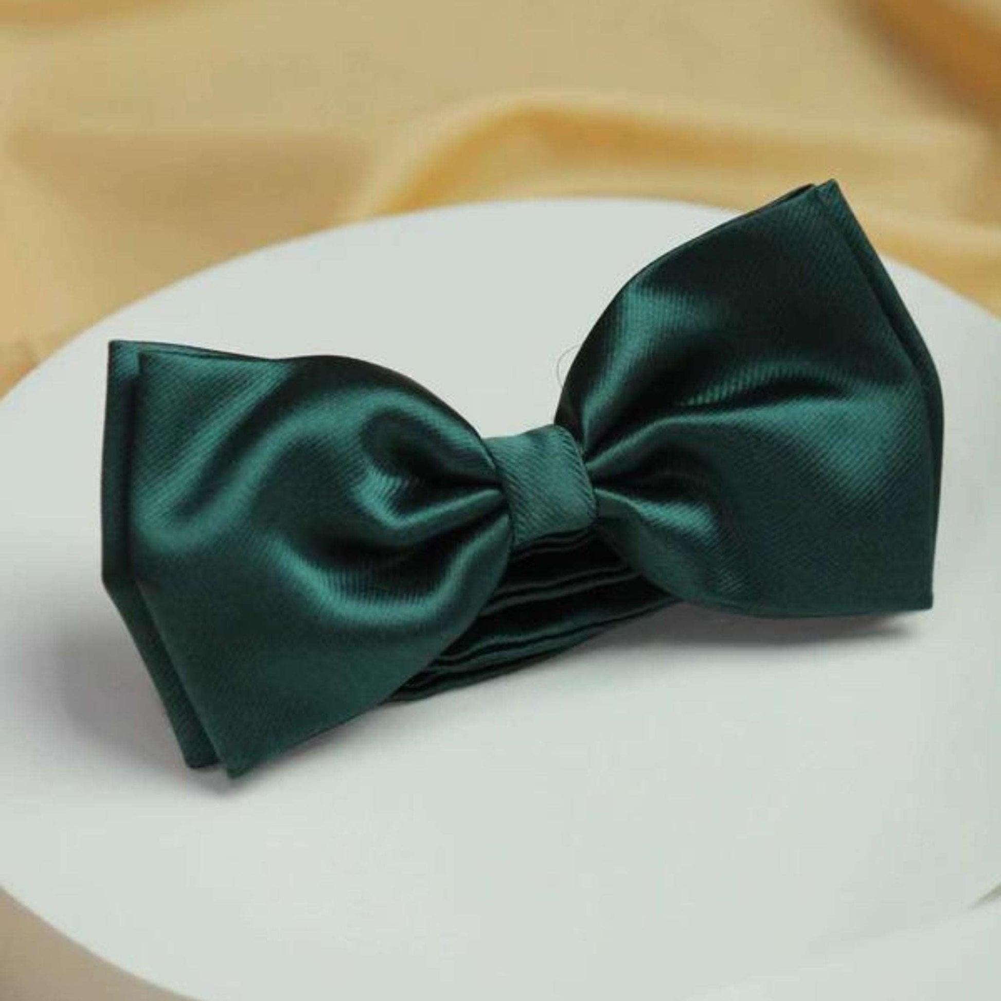 YOUTH ROBE's Solid Bow Tie (Dark Green) - YOUTH ROBE