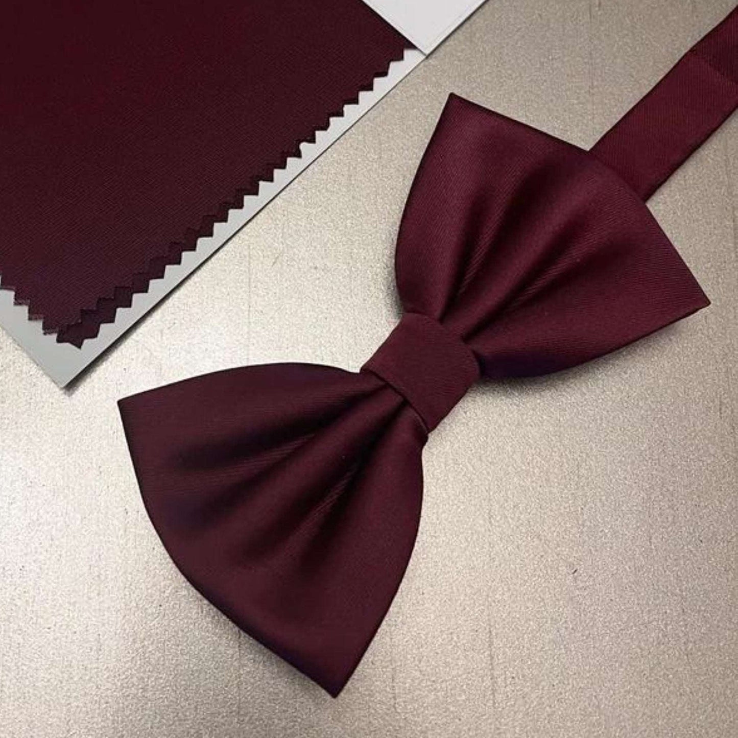 YOUTH ROBE's Solid Bow-Tie (Wine) - YOUTH ROBE